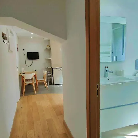 Διαμέρισμα 2 Pieces A Avec Wifi Et Parking - Fr-1-234-24 *